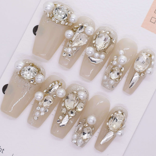 W1109 - White and Silver Handmade Press-on Nails